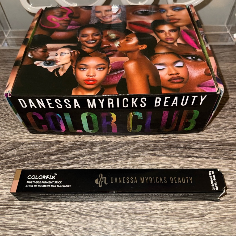 DANESSA MYRICKS COLORFIX STICK ⭐️